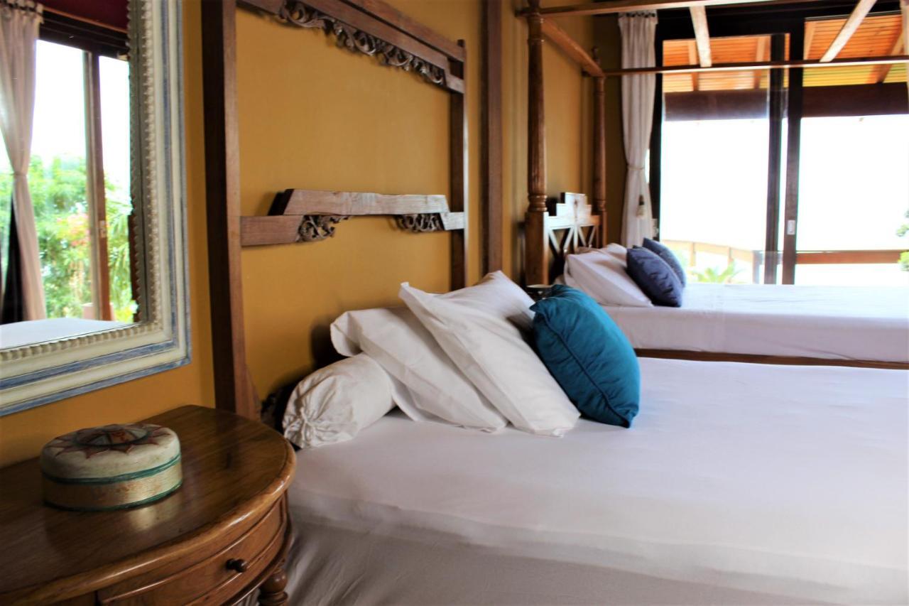 Luxury Suites Vila Indonesia Garopaba Exterior photo
