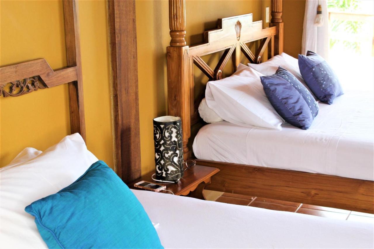 Luxury Suites Vila Indonesia Garopaba Exterior photo